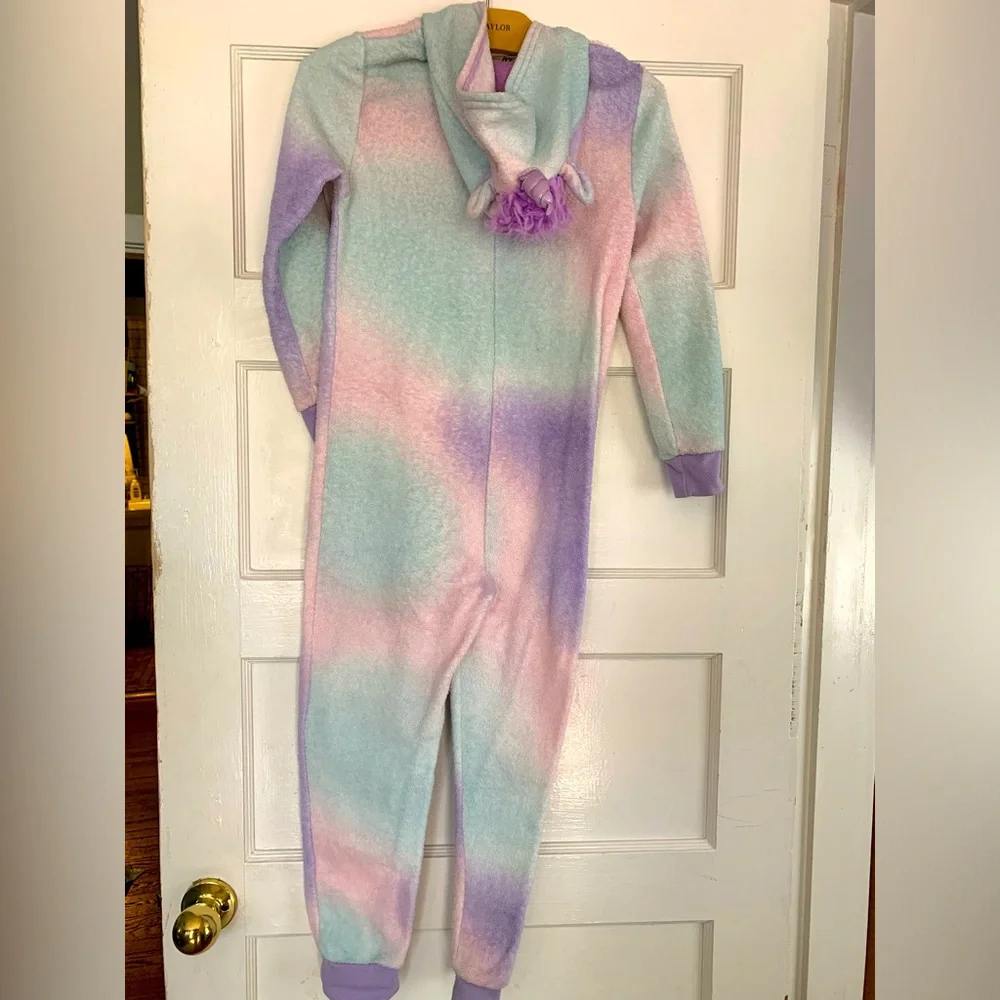 H&M unicorn zip up onesie, girl’s size 8-10 - Picture 4 of 5